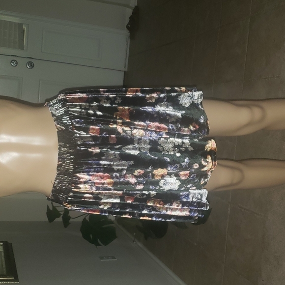 Ecoté m shimmery velvet floral print skirt - Picture 1 of 8
